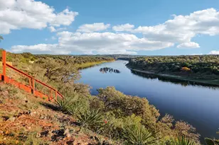24333 Pedernales Cliff Trail, Spicewood, TX 78669 - Photo 17
