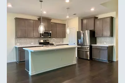 1005 Gurley Cove, Hutto, TX 78634 - Photo 7