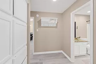 13314 Briar Hollow Dr, Austin, TX 78729 - Photo 17