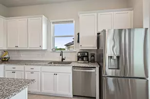 11701 Shimmering Sea Dr, Austin, TX 78747 - Photo 13