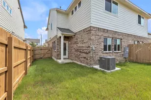 130 Yearling Wy, Georgetown, TX 78626 - Photo 15