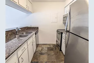 1818 S Lakeshore Drive #7, Austin, TX 78741 - Photo 13