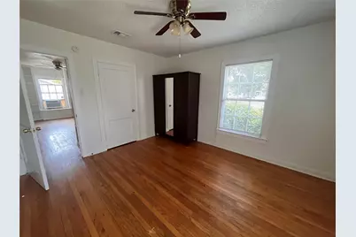 819 E 31st Street, Austin, TX 78705 - Photo 11