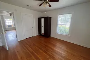 819 E 31st St, Austin, TX 78705 - Photo 11