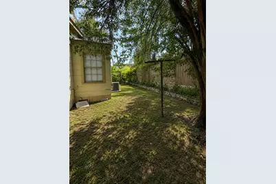 819 E 31st Street, Austin, TX 78705 - Photo 19