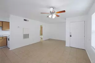 2323 Wells Branch Pkwy, Austin, TX 78728 - Photo 5