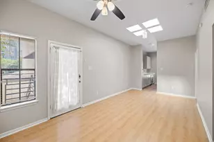 712 Graham Pl, Austin, TX 78705 - Photo 7