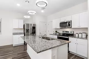 101 Magnum Force Dr, Jarrell, TX 76537 - Photo 7