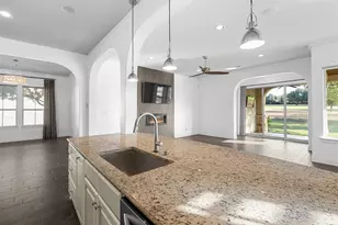 114 Cimarron Hills Trail E, Georgetown, TX 78628 - Photo 11