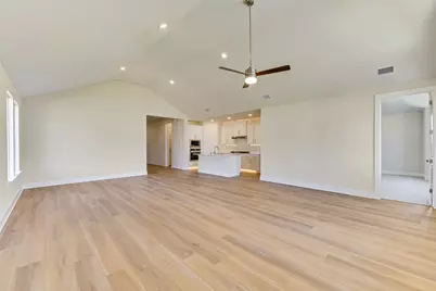 427 Fountain Grass Drive, San Marcos, TX 78666 - Photo 15