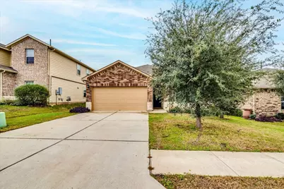 7013 Loretta White Lane, Austin, TX 78744 - Photo 3