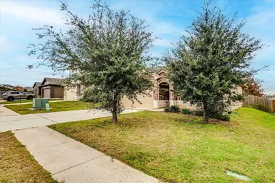 7013 Loretta White Lane, Austin, TX 78744 - Photo 5