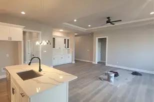 185 Nuuanu Ln, Bastrop, TX 78602 - Photo 7