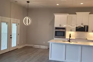 185 Nuuanu Ln, Bastrop, TX 78602 - Photo 17