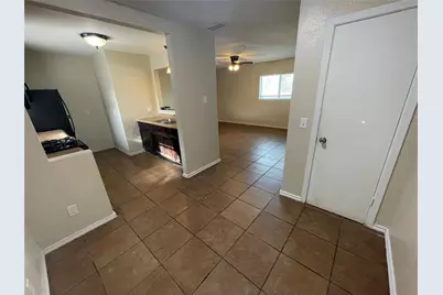 6253 Manor Road #B, Austin, TX 78723 - Photo 3