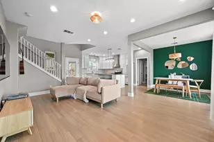 17305 Lake Wood Cir, Dripping Springs, TX 78620 - Photo 5