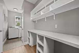 17305 Lake Wood Cir, Dripping Springs, TX 78620 - Photo 13