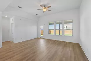 105 Ventura Dr, Liberty Hill, TX 78642 - Photo 9