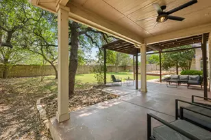 1023 Grassy Field Rd, Austin, TX 78737 - Photo 31