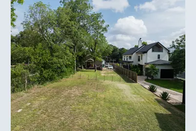 2817 E 22nd Street, Austin, TX 78722 - Photo 1