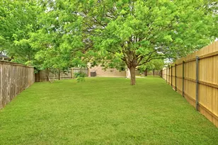 708 Holly Ct, Pflugerville, TX 78660 - Photo 29