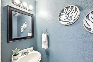 708 Holly Ct, Pflugerville, TX 78660 - Photo 27