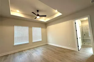 236 E Luna Blue Ln, Jarrell, TX 76537 - Photo 5