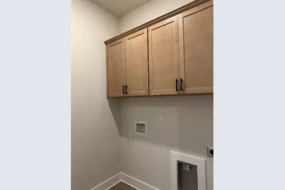 236 E Luna Blue Lane, Jarrell, TX 76537 - Photo 9