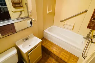 365 E Irby St, Beaumont, TX 77705 - Photo 17