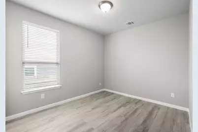 313 McLintock Road, Jarrell, TX 76537 - Photo 11