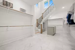 136 Baldovino Skyway, Lakeway, TX 78738 - Photo 17