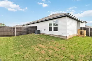 1020 Staglin St, Buda, TX 78610 - Photo 29