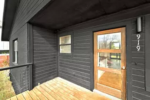 919 Walter St, Austin, TX 78702 - Photo 5
