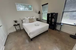 510 Krebs Ln, Austin, TX 78704 - Photo 11