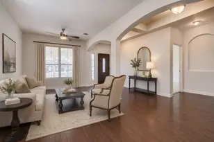 1019 Powell St, Kyle, TX 78640 - Photo 5