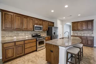 1019 Powell St, Kyle, TX 78640 - Photo 3