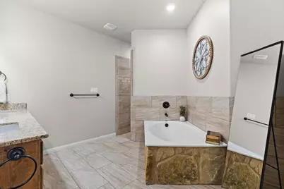 161 Greg Lane, Jarrell, TX 76537 - Photo 29