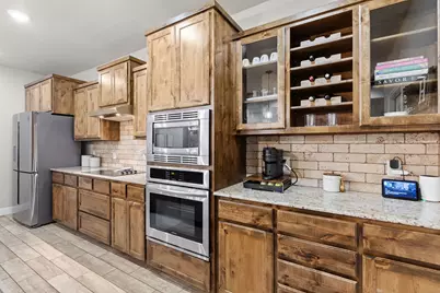 161 Greg Lane, Jarrell, TX 76537 - Photo 11