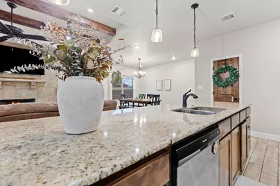 161 Greg Lane, Jarrell, TX 76537 - Photo 13