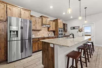 161 Greg Lane, Jarrell, TX 76537 - Photo 15