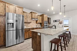 161 Greg Ln, Jarrell, TX 76537 - Photo 15