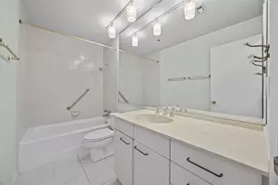 40 N Interstate 35 Hwy, Austin, TX 78701 - Photo 25