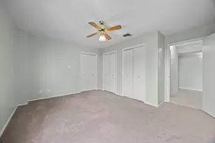 40 N Interstate 35 Hwy, Austin, TX 78701 - Photo 23
