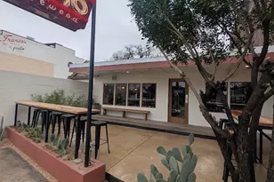 935 Olive St, Austin, TX 78702 - Photo 9