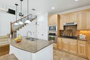 7429 Bonniebrook Dr, Austin, TX 78735 - Photo 9