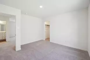 528 Old Western Pass, Jarrell, TX 76537 - Photo 5