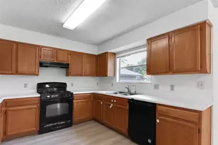 8313 Columbia Falls Dr, Round Rock, TX 78681 - Photo 9