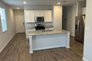 118 Two Bits Ln, Elgin, TX 78621 - Photo 5