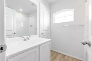 316 Lt Rusty Dr, Jarrell, TX 76537 - Photo 13