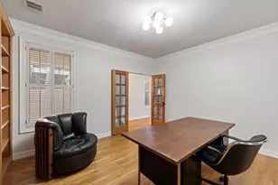 2009 Winsted Ln, Austin, TX 78703 - Photo 15